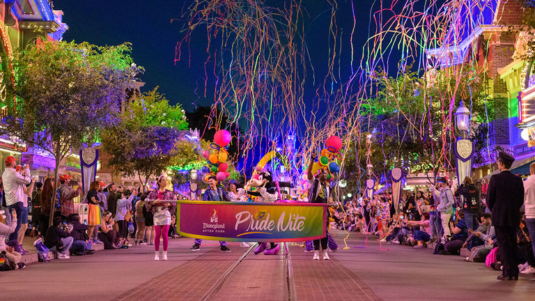 Pride Nite features the Welcome Pride character cavalcade.